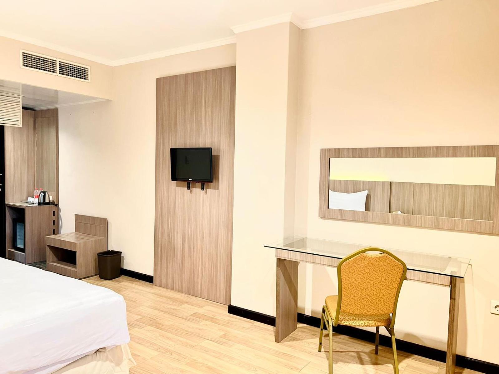 Royal Asia Hotel Палембанг Экстерьер фото