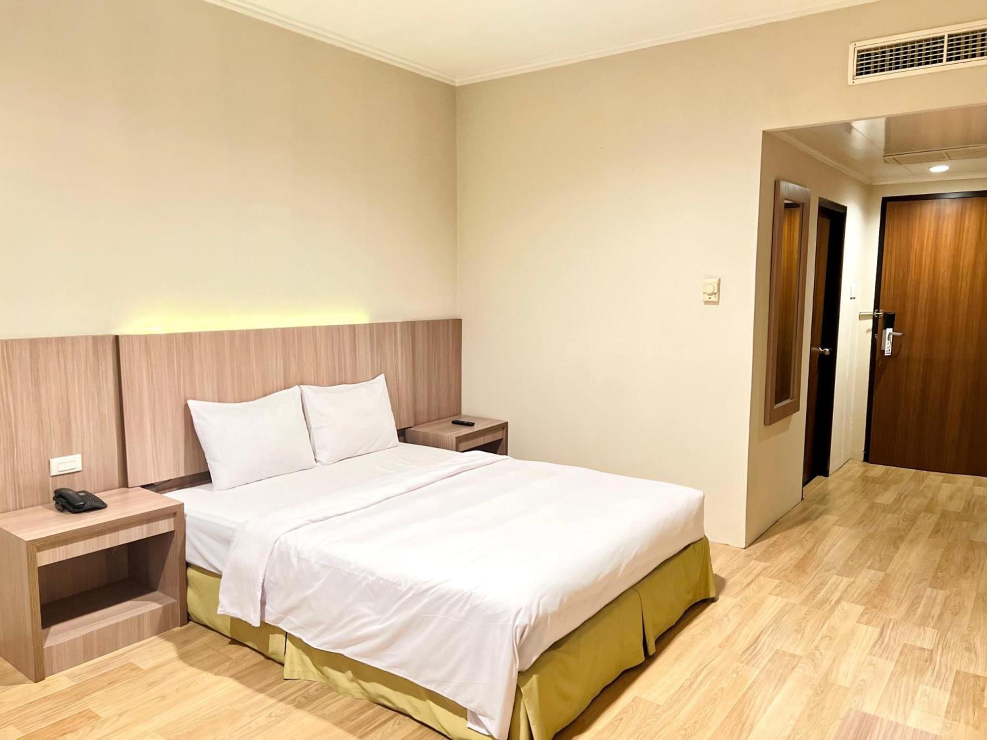 Royal Asia Hotel Палембанг Экстерьер фото