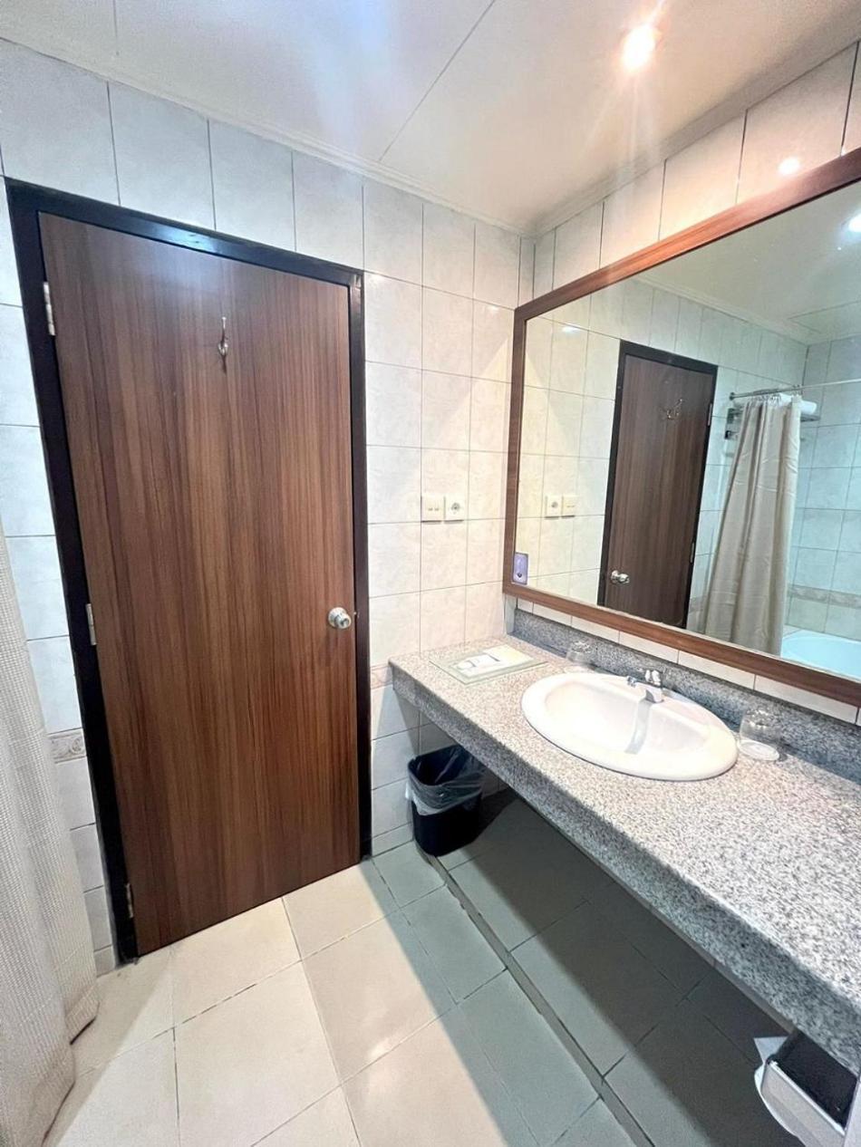 Royal Asia Hotel Палембанг Экстерьер фото