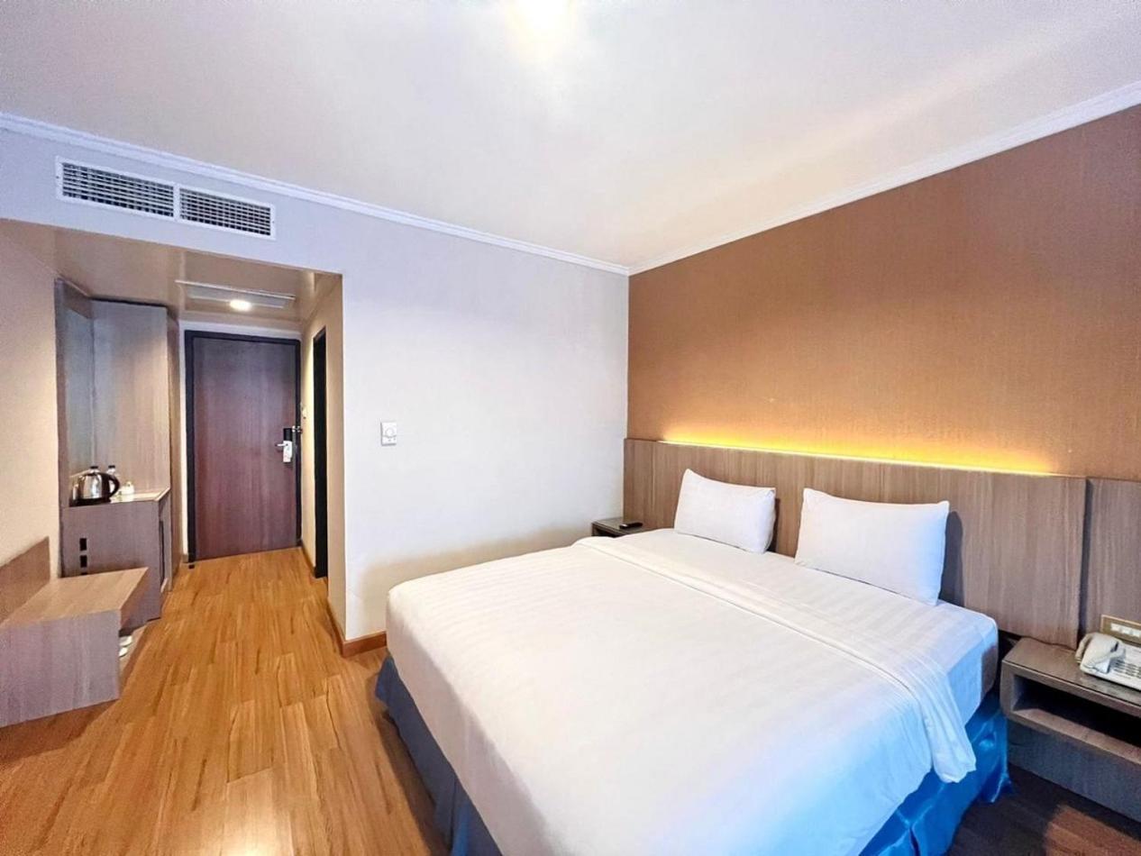Royal Asia Hotel Палембанг Экстерьер фото